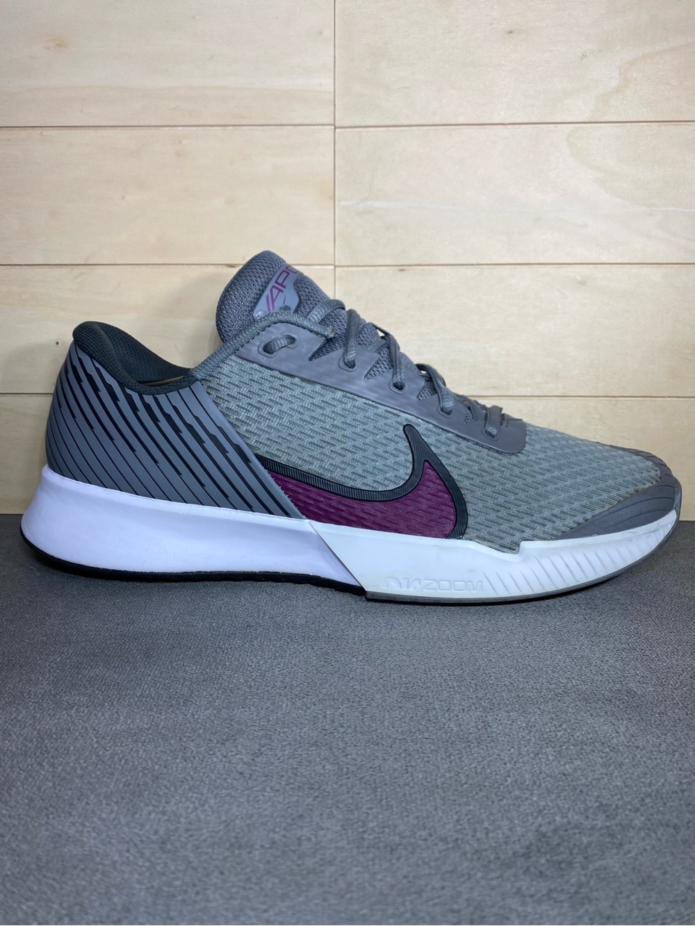 Nike Air Zoom Vapor Pro 2 Grey Purple Men's Size 11 Tennis Shoes DR6191-006